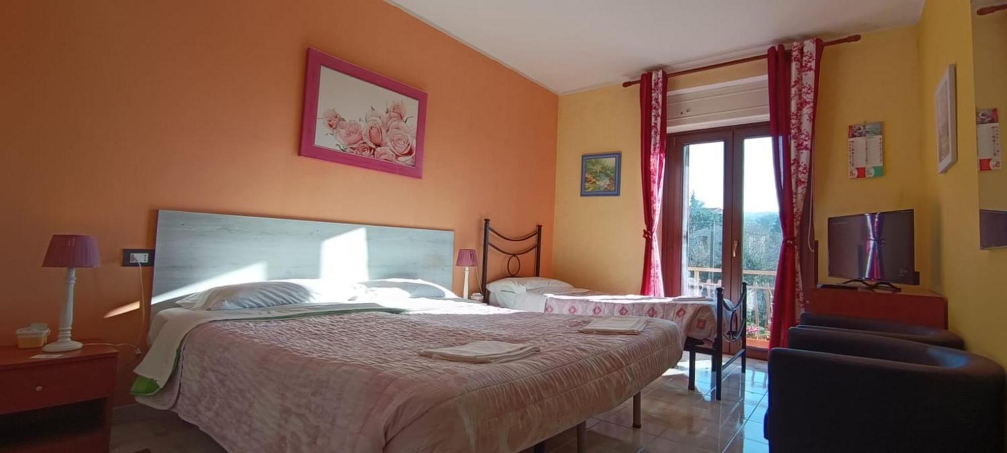 Complesso Turistico Aurora - Camere B&B Poggio Picenze Luaran gambar