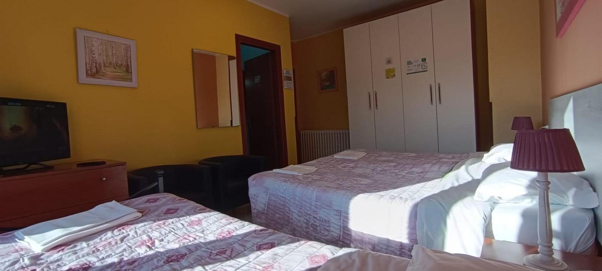 Complesso Turistico Aurora - Camere B&B Poggio Picenze Luaran gambar