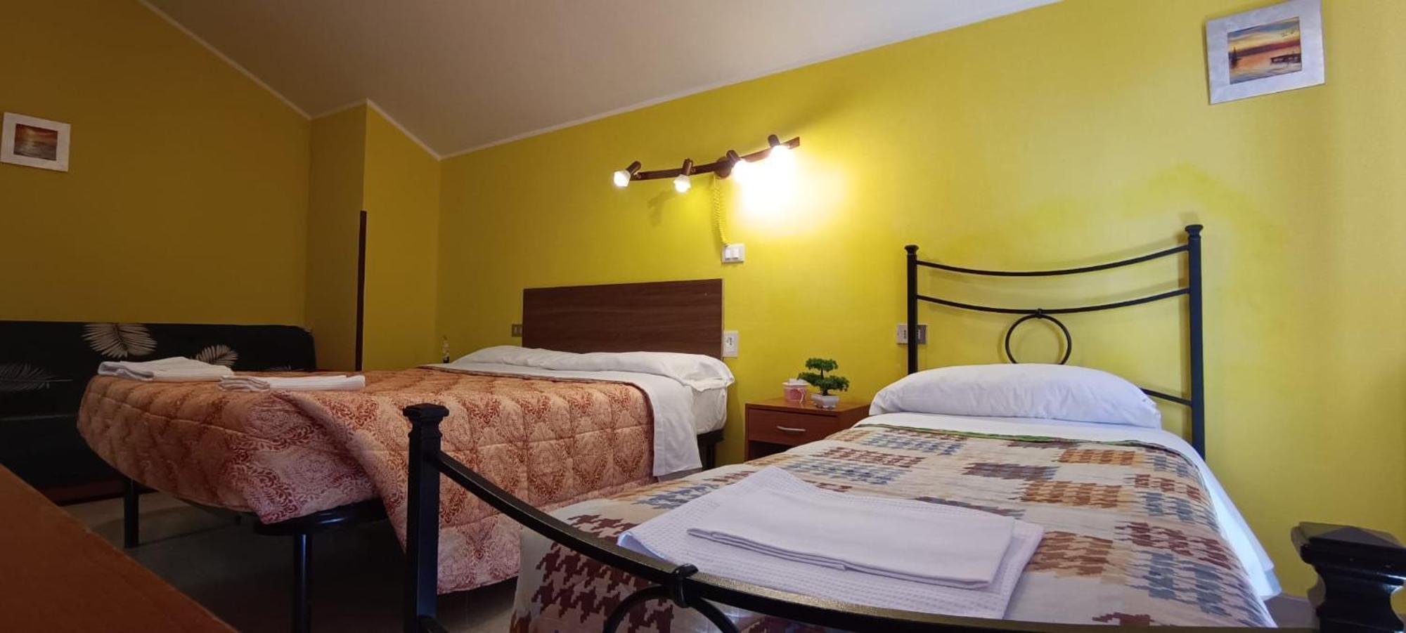 Complesso Turistico Aurora - Camere B&B Poggio Picenze Luaran gambar