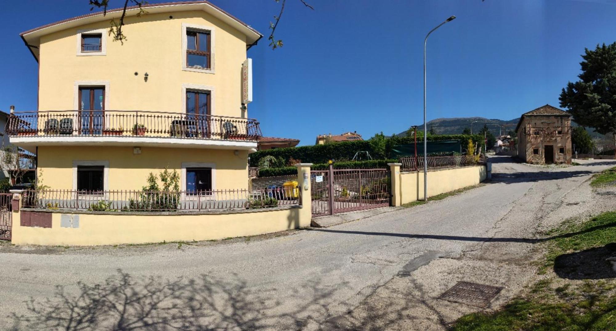 Complesso Turistico Aurora - Camere B&B Poggio Picenze Luaran gambar