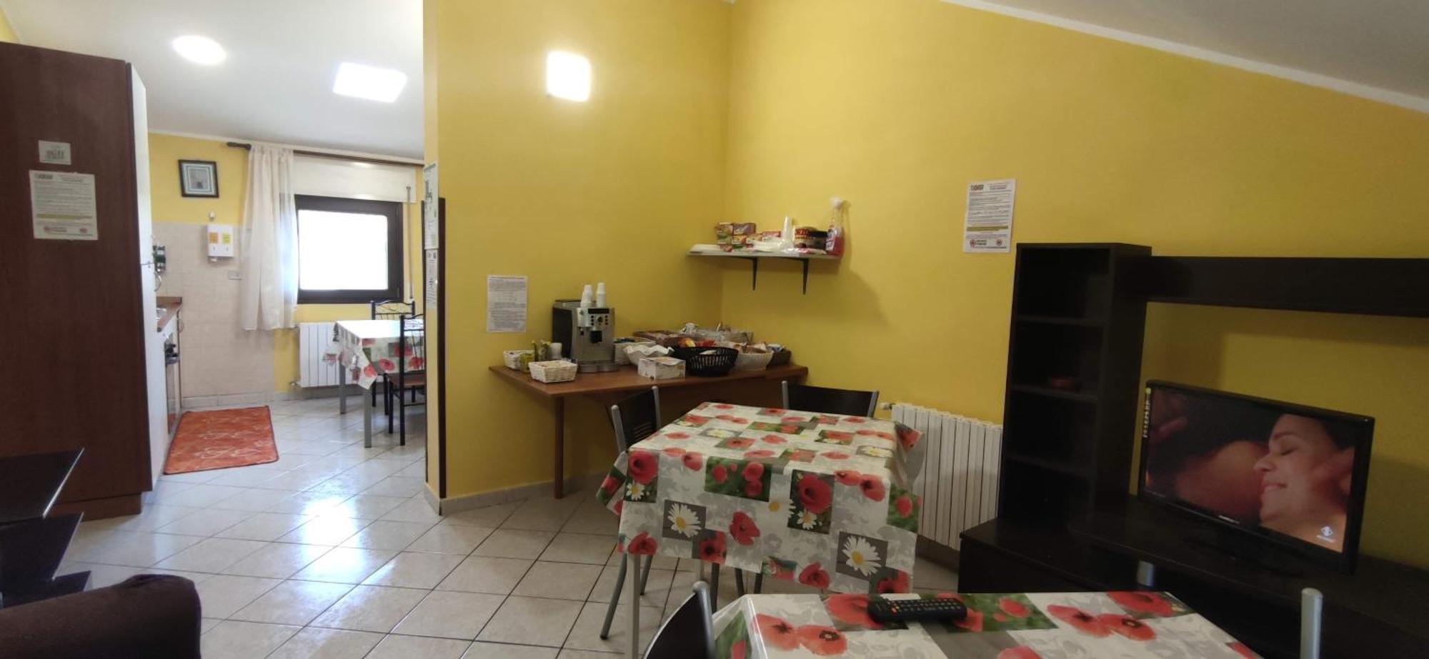 Complesso Turistico Aurora - Camere B&B Poggio Picenze Luaran gambar